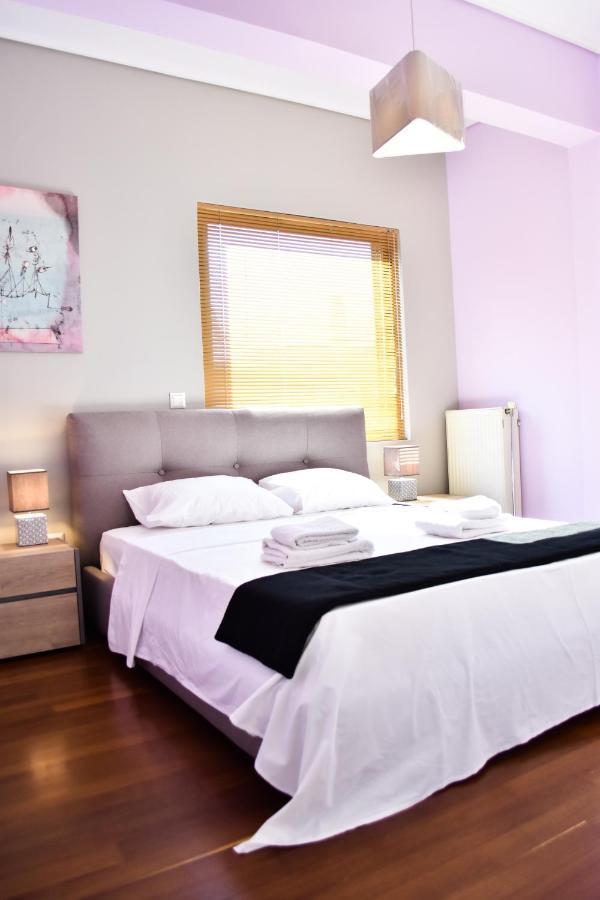 Βright Walled Designed Apt in Glyfada Center Αθήνα Εξωτερικό φωτογραφία