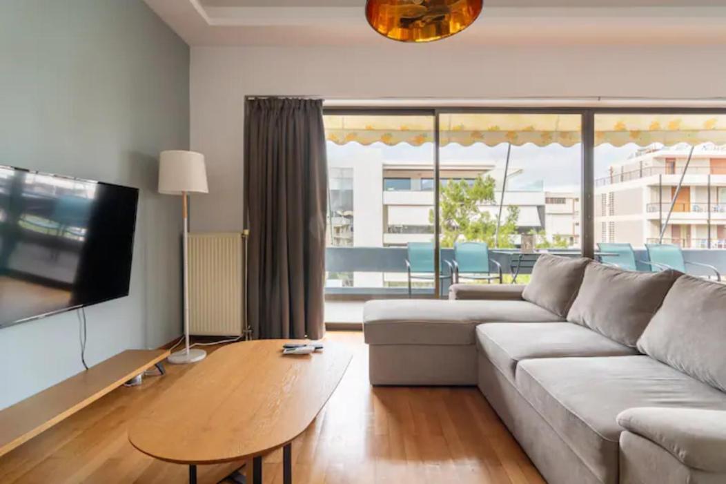 Βright Walled Designed Apt in Glyfada Center Αθήνα Εξωτερικό φωτογραφία