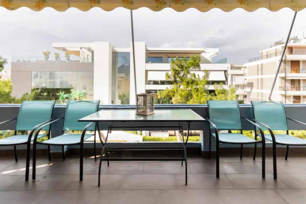 Βright Walled Designed Apt in Glyfada Center Αθήνα Εξωτερικό φωτογραφία